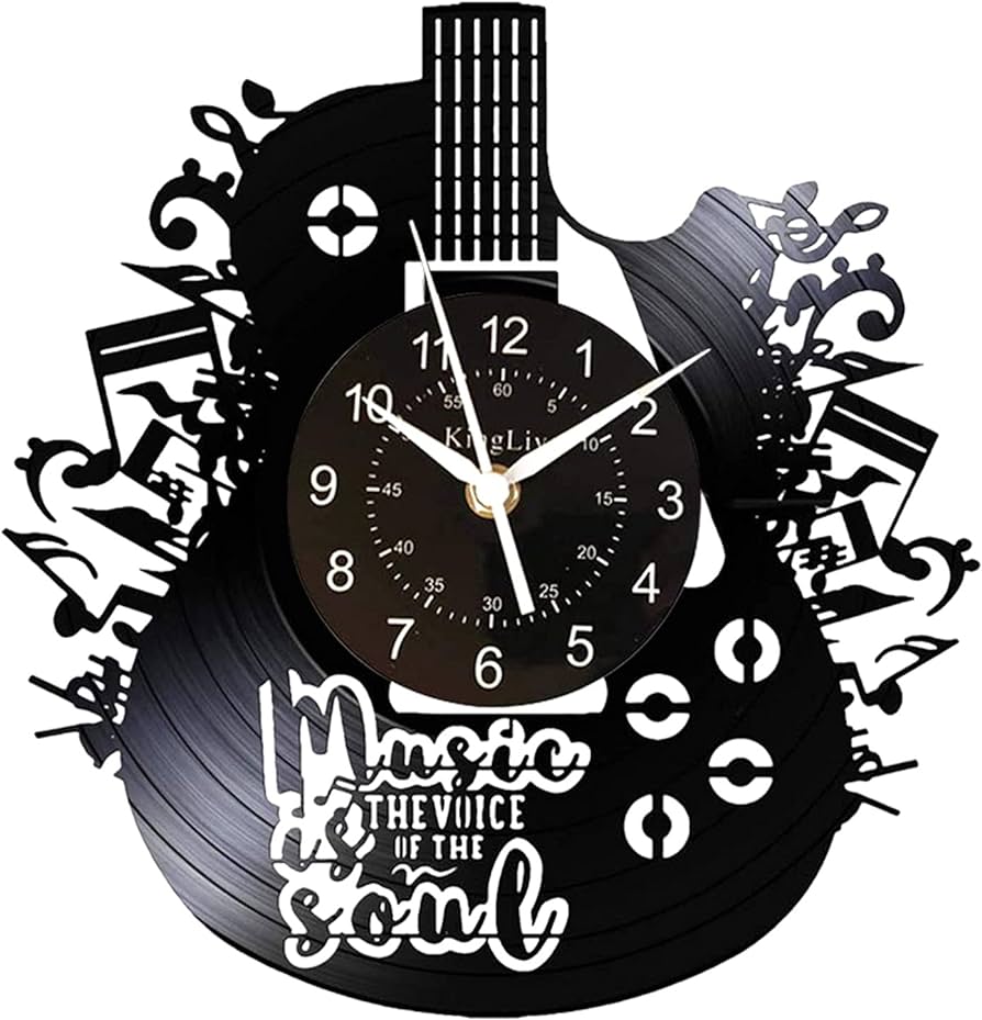 Instrumentos musicales y reloj