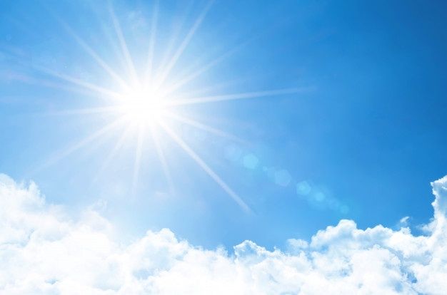 Qué figuras literarias hay en la canción Ojos color sol 2 sol brillante en cielo despejado