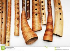 antiguos instrumentos musicales