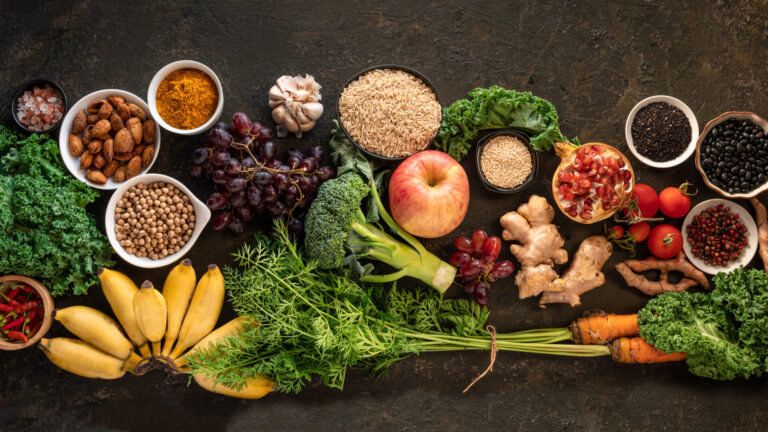 Cómo puedo conectar una tira LED a la corriente eléctrica fácilmente