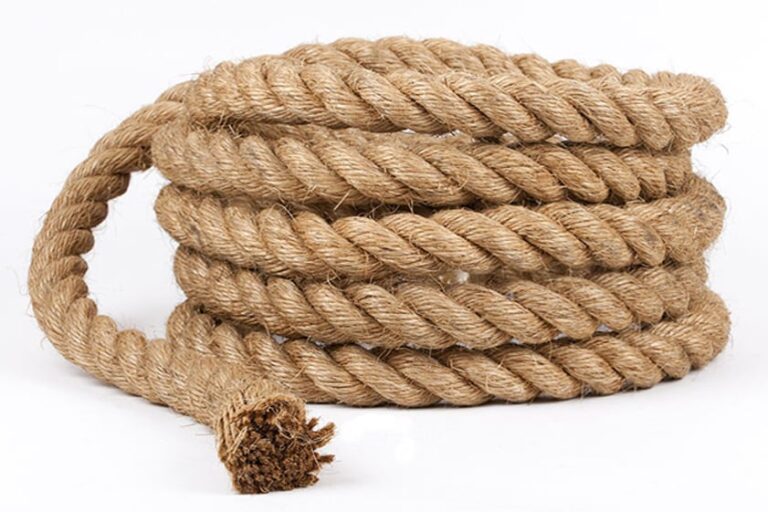 Es recomendable poner cuerdas de metal en una guitarra acústica 17 Es recomendable poner cuerdas de metal en una guitarra acústica