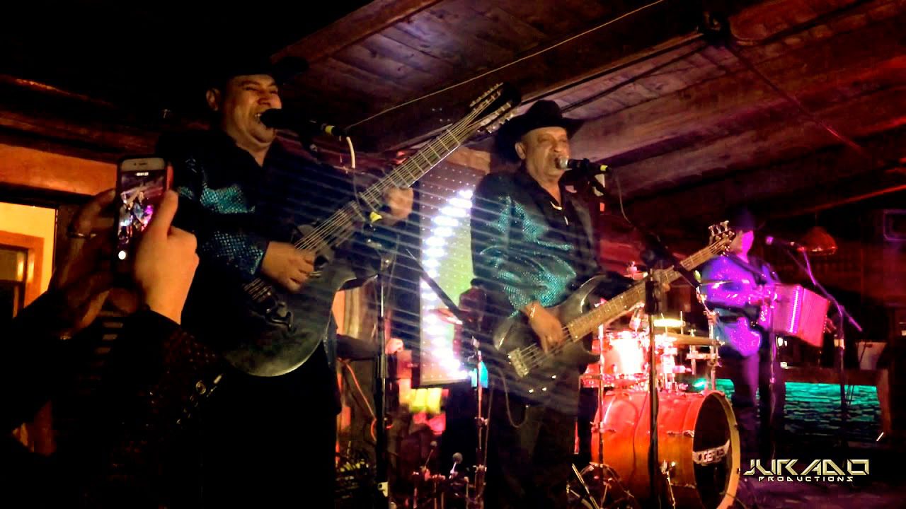 Cadetes de Linares en concierto